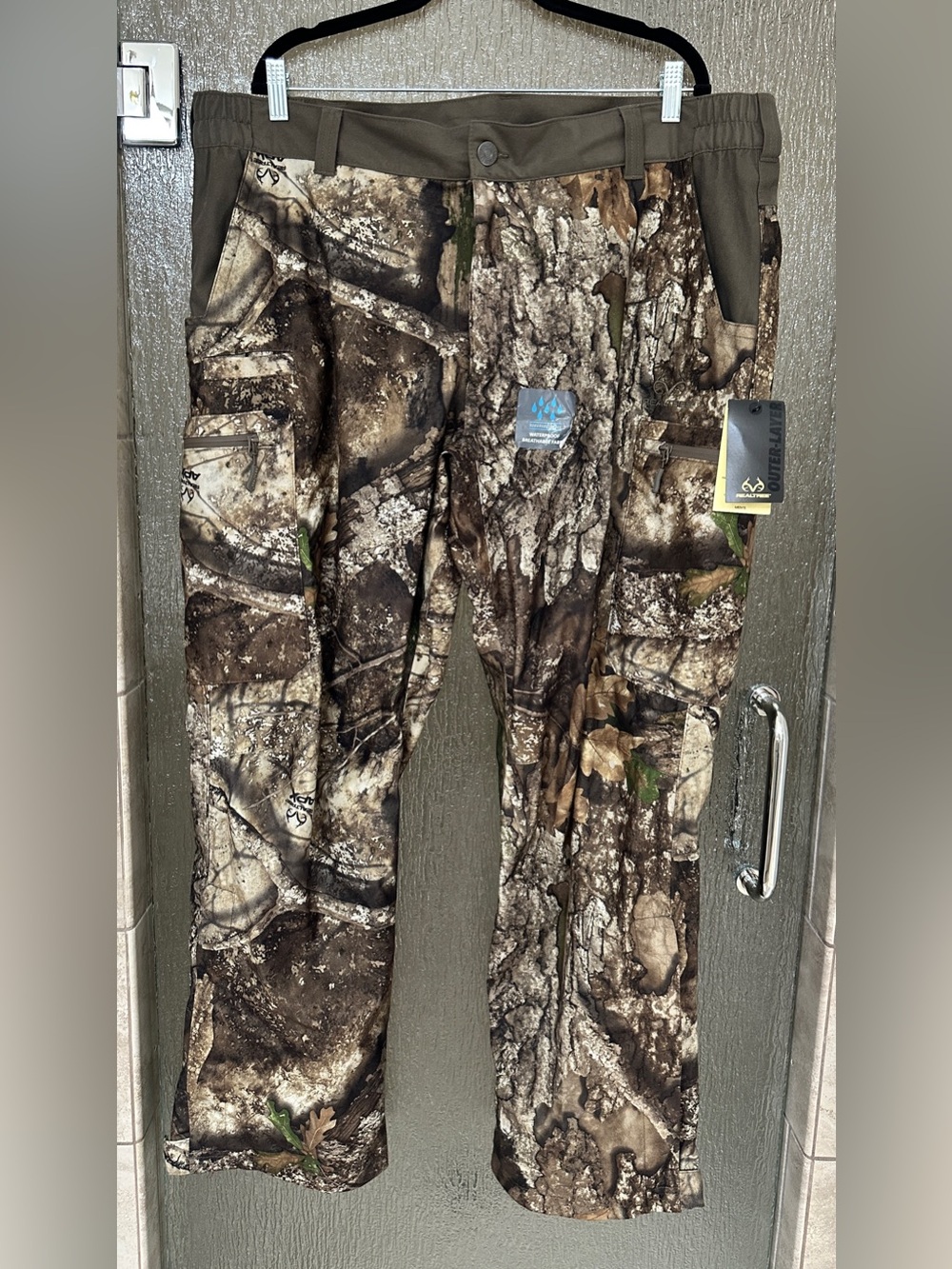 Realtree Layer 3 Waterproof Hunting Pants XL 40-42 NWT